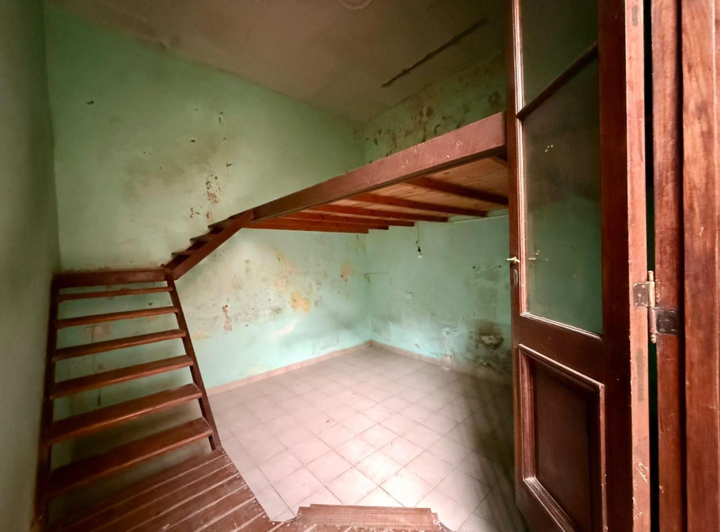 Foto de VENTA PH 3 AMB PARQUE CHACABUCO A RECICLAR TERRAZA, imagen 3
