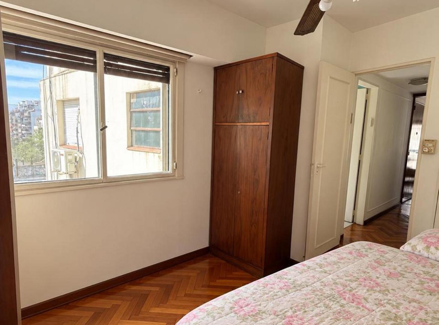 Foto de venta 2 ambientes frente Abasto Balcon luminoso, imagen 3