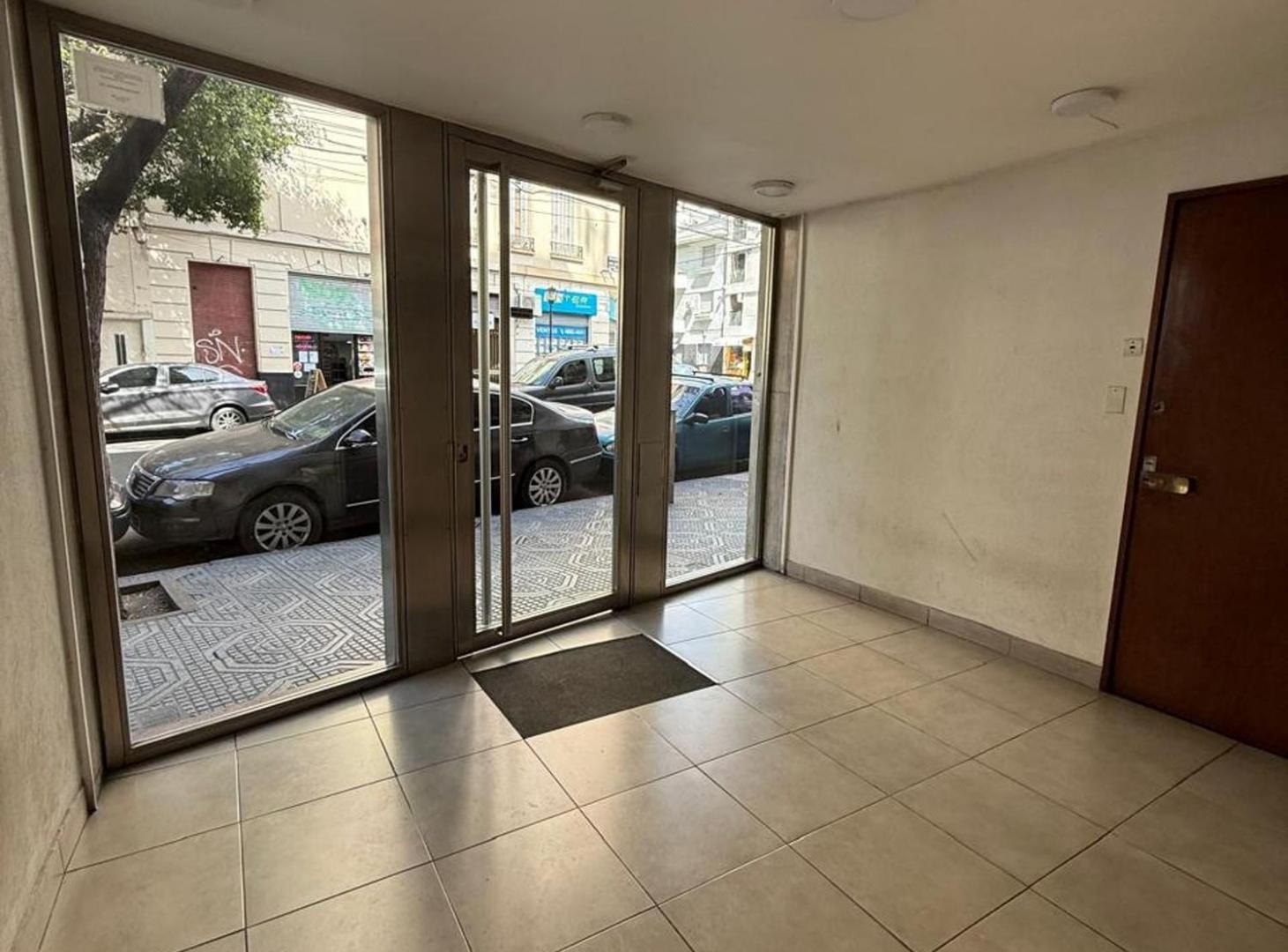 Foto de venta 2 ambientes frente Abasto Balcon luminoso, imagen 5