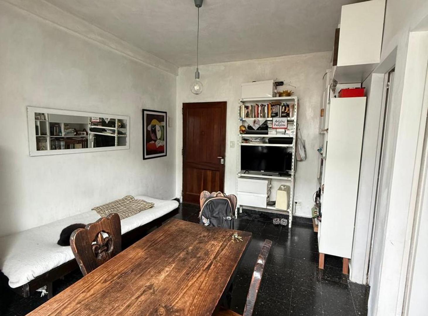 Foto de VENTA PH 2 AMBIENTES 1 PISO POR ESCALERA LUMINOSO, imagen 1
