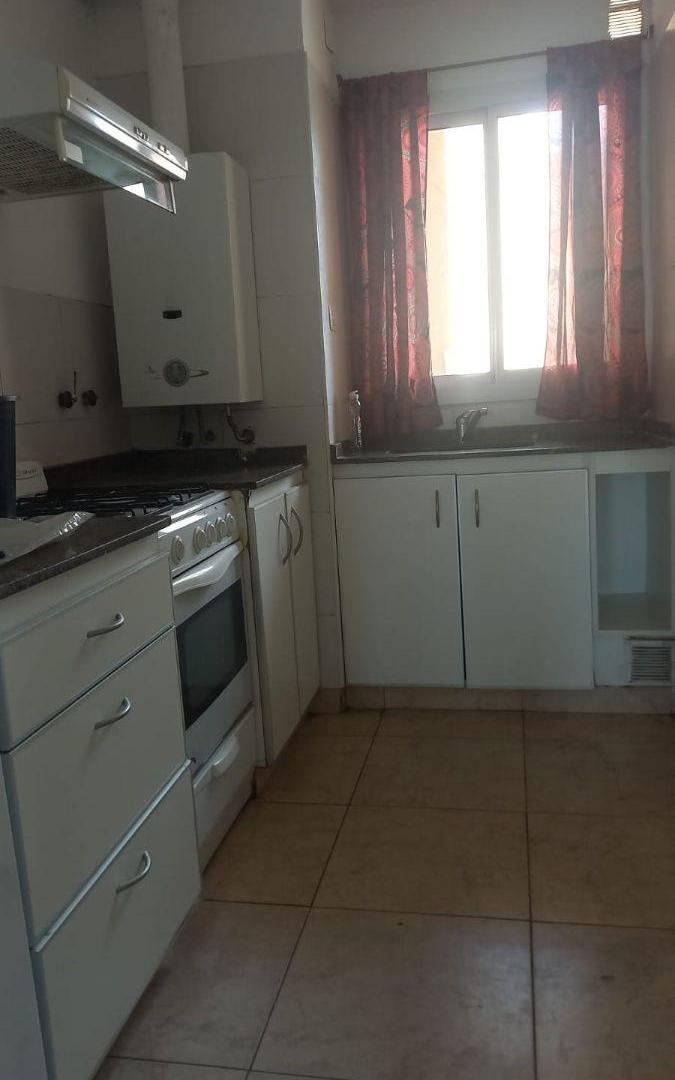 Foto de DEPARTAMENTO AMOBLADO ANUAL, imagen 3