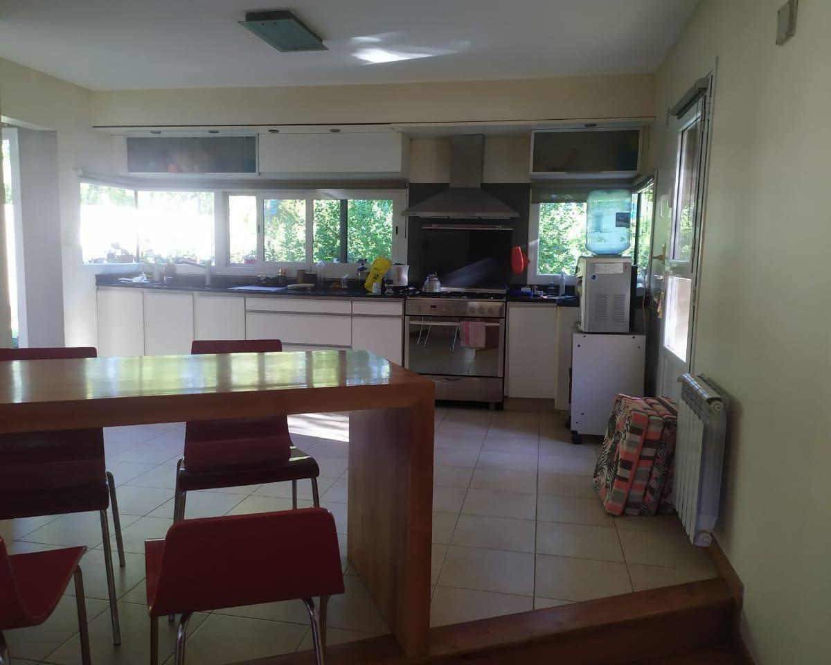 Casa en Venta 4 Dorm. 4