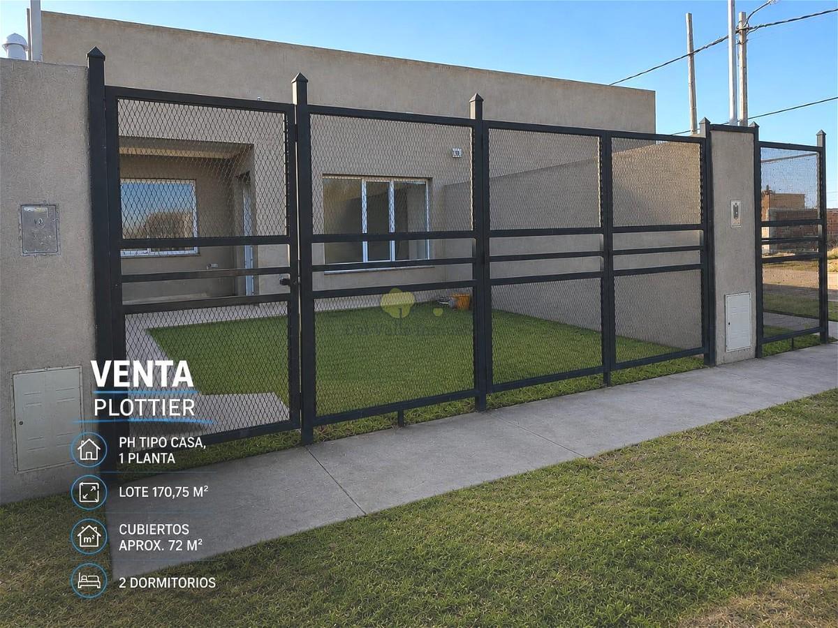 PH tipo casa en Plottier Barrio Venezia, a estrenar