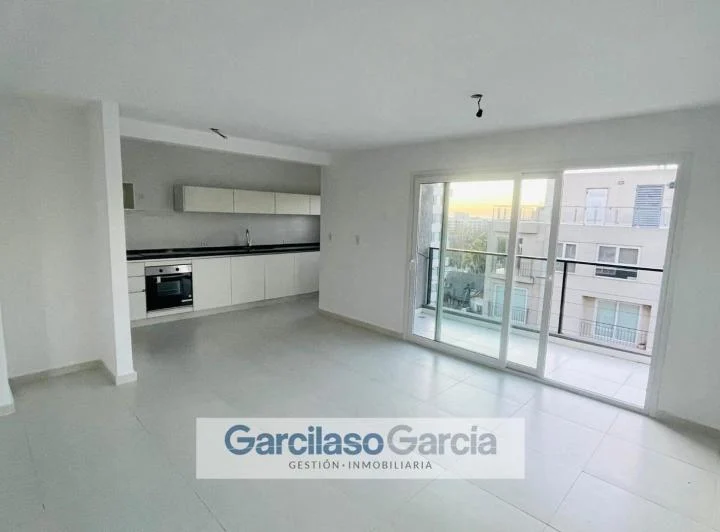 Departamento  en Alquiler en Ituzaingó, G.B.A. Zona Oeste, Argentina 3