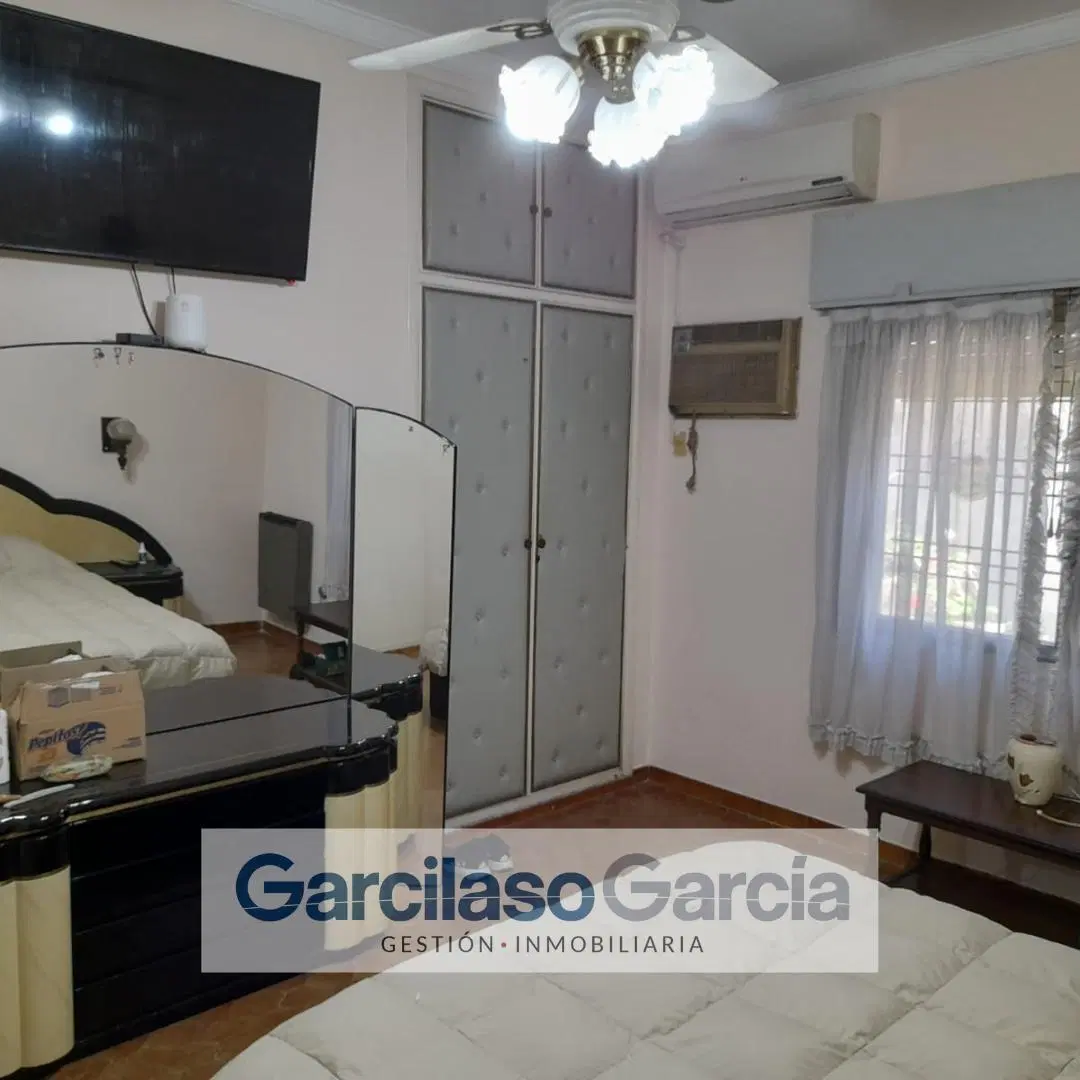 Casa  en Venta en Morón,  G.B.A. Zona Oeste 4