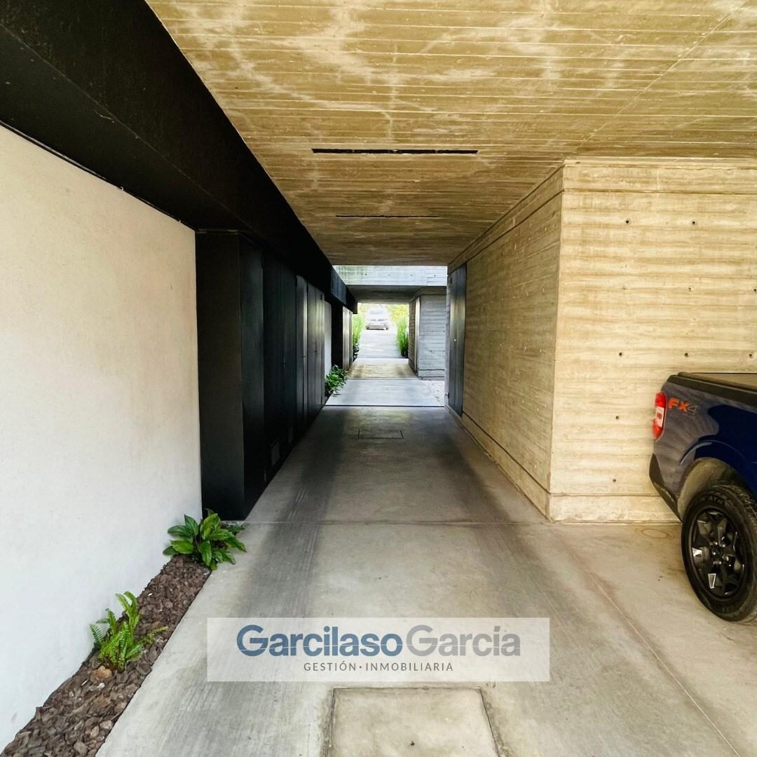 Foto de Departamento en Alquiler en Castelar, Morón, G.B.A. Zona Oeste, imagen 1