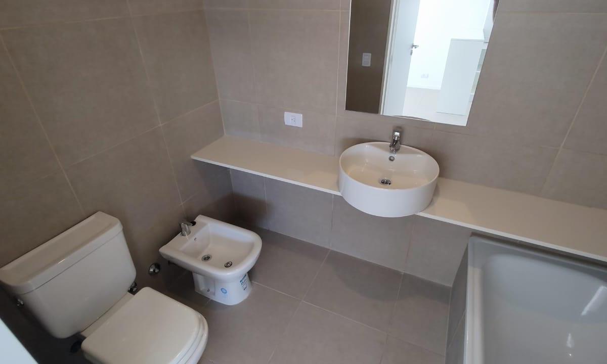 Excelente Departamento 3 Ambientes a La Venta en Monserrat 4