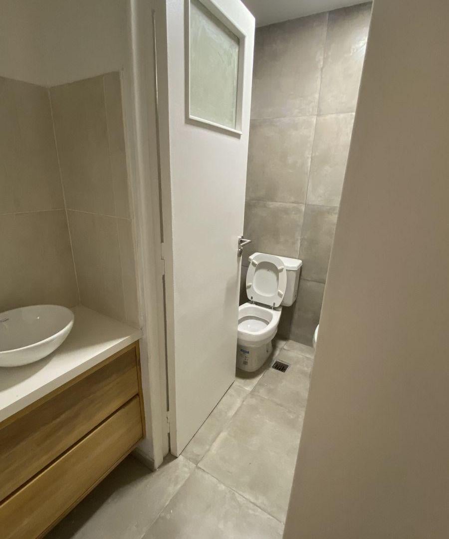 Departamento 2 ambientes renovado a nuevo a la venta en Caballito
