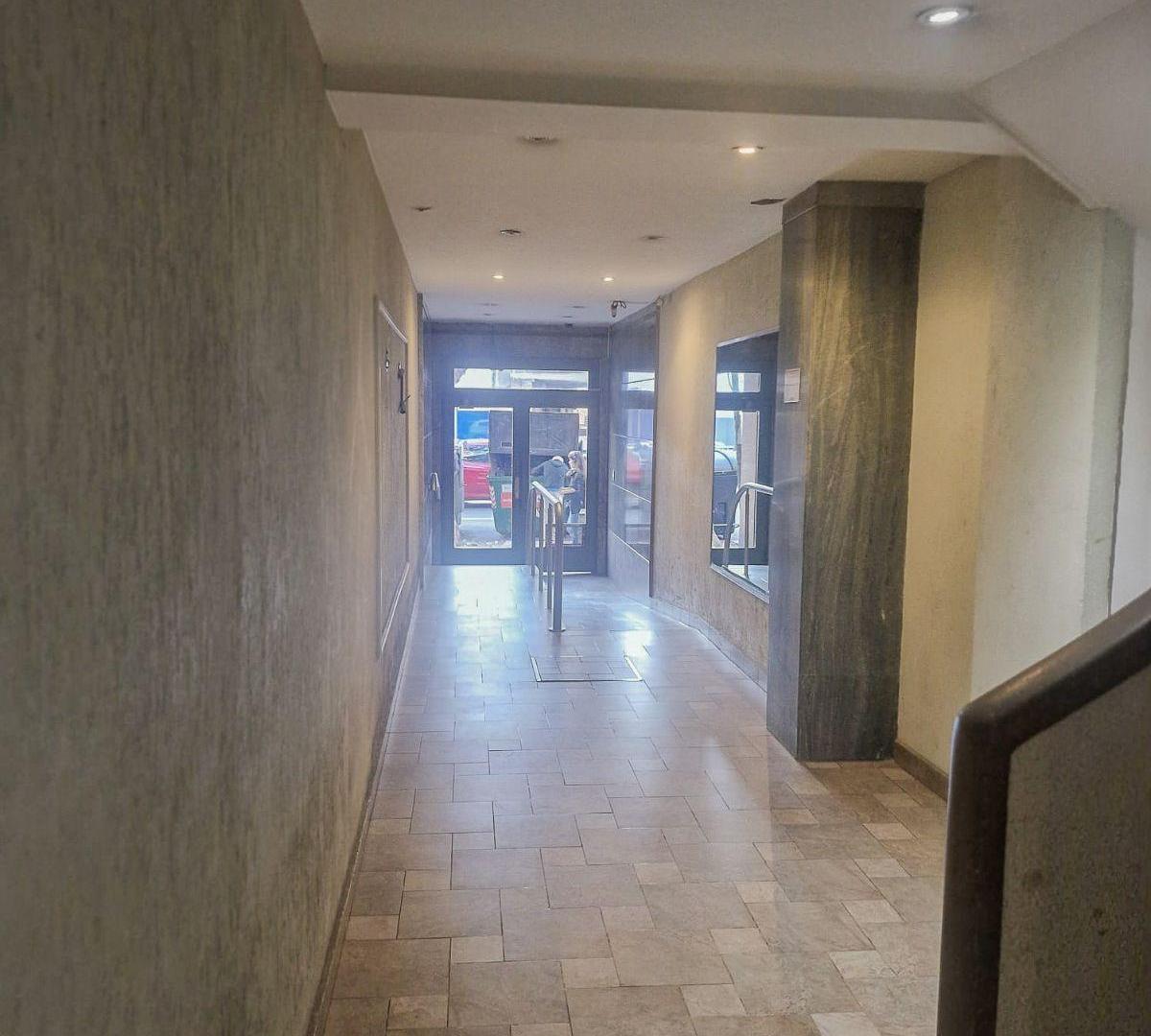 Departamento 2 ambientes renovado a nuevo a la venta en Caballito