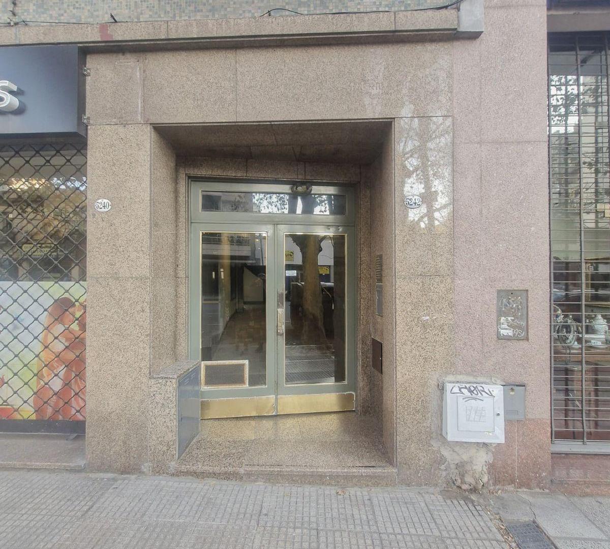 Departamento 2 ambientes renovado a nuevo a la venta en Caballito
