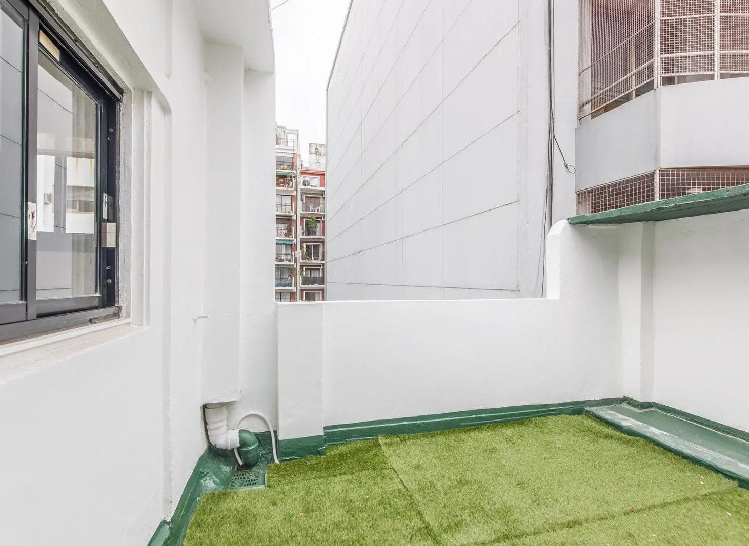 Departamento con patio en venta recoleta 4