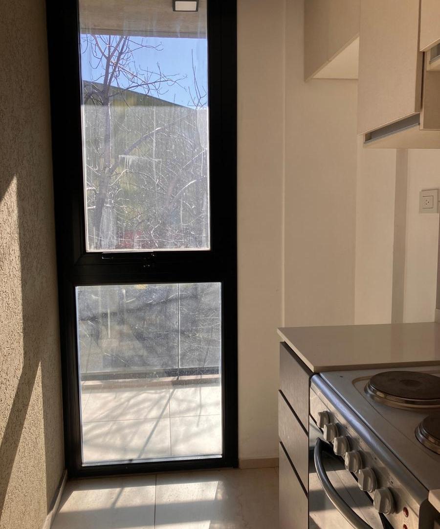 Foto de Departamento de 3 ambientes con cochera en alquiler monte castro, imagen 1