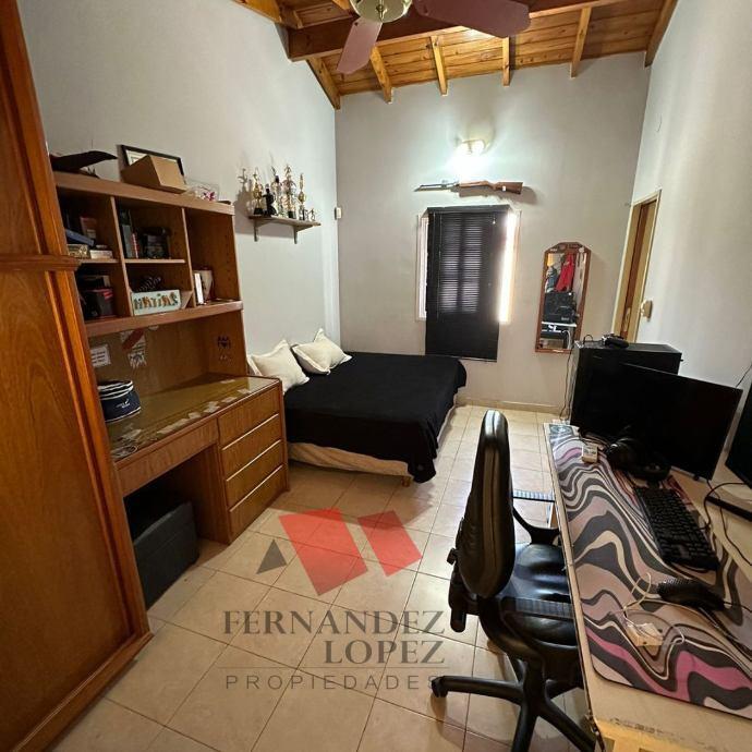 Importante Casa Estilo Moderno Sumamente Luminosa 1
