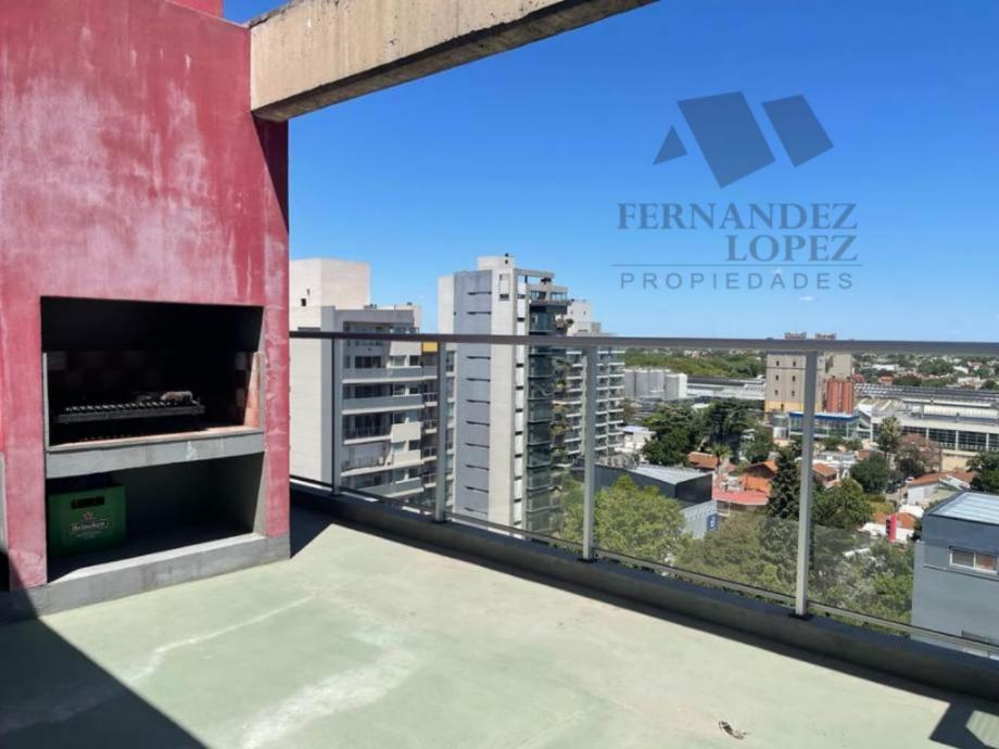 Oportunidad! Excelente Semipiso de Dos Ambientes con Cochera en El Edificio Bauhaus 4. 4