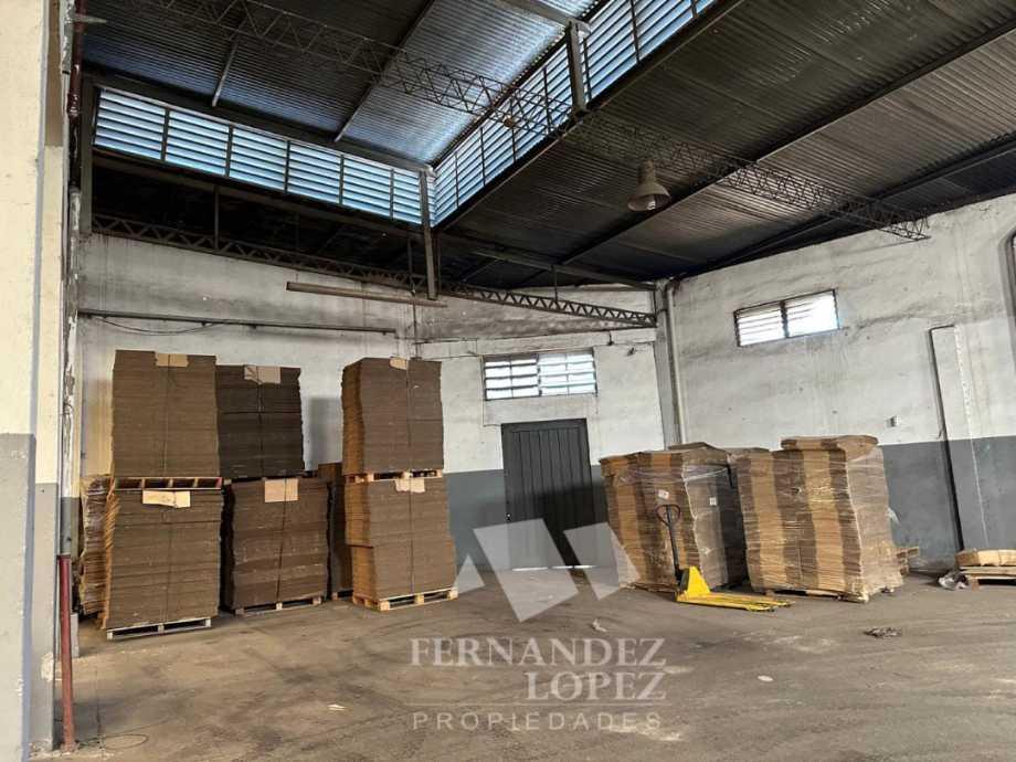 Galpon de 565 m² Cubiertos Aprox. 1