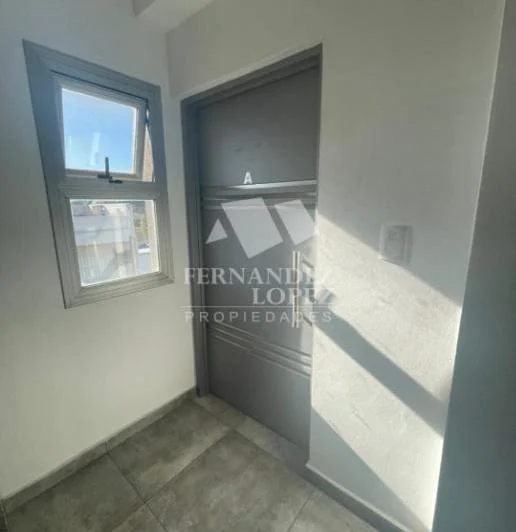 Exclusivo Semipiso de 1 ambiente 4