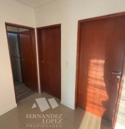 Excelente piso de 3 ambientes de 113 m2  4