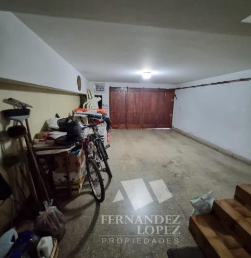 Excelente Triplex en Bernal Centro