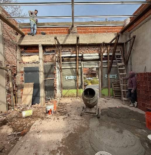 IMPORTANTE LOCAL COMERCIAL Y O PROFESIONAL de 198 m2 2