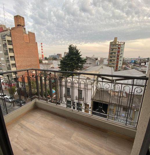 Semipisos 3 ambientes a estrenar , 64 m2 + balcón 5