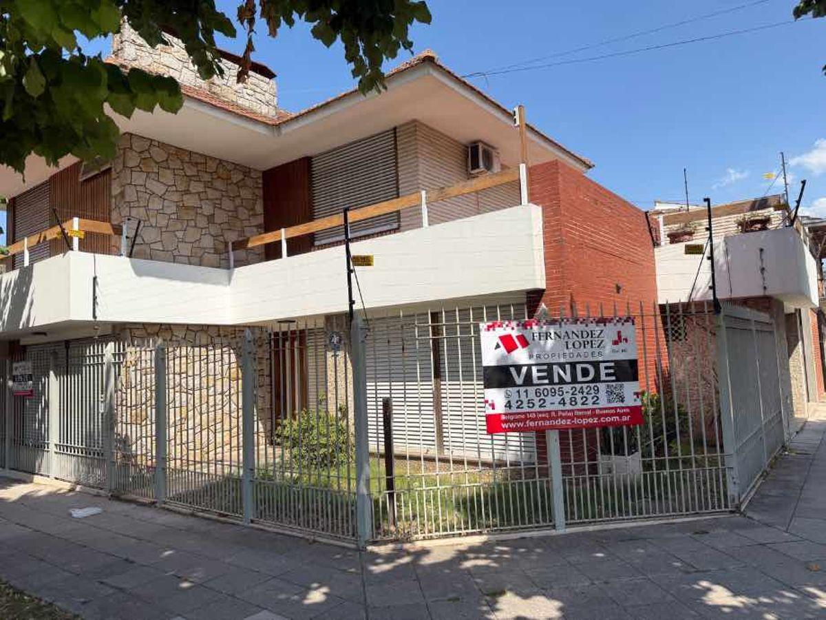 Casa en venta en Quilmes - Excelente ubicación y distribución