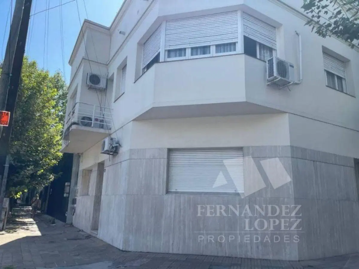 "Exclusivo uso profesional o comercial" 3