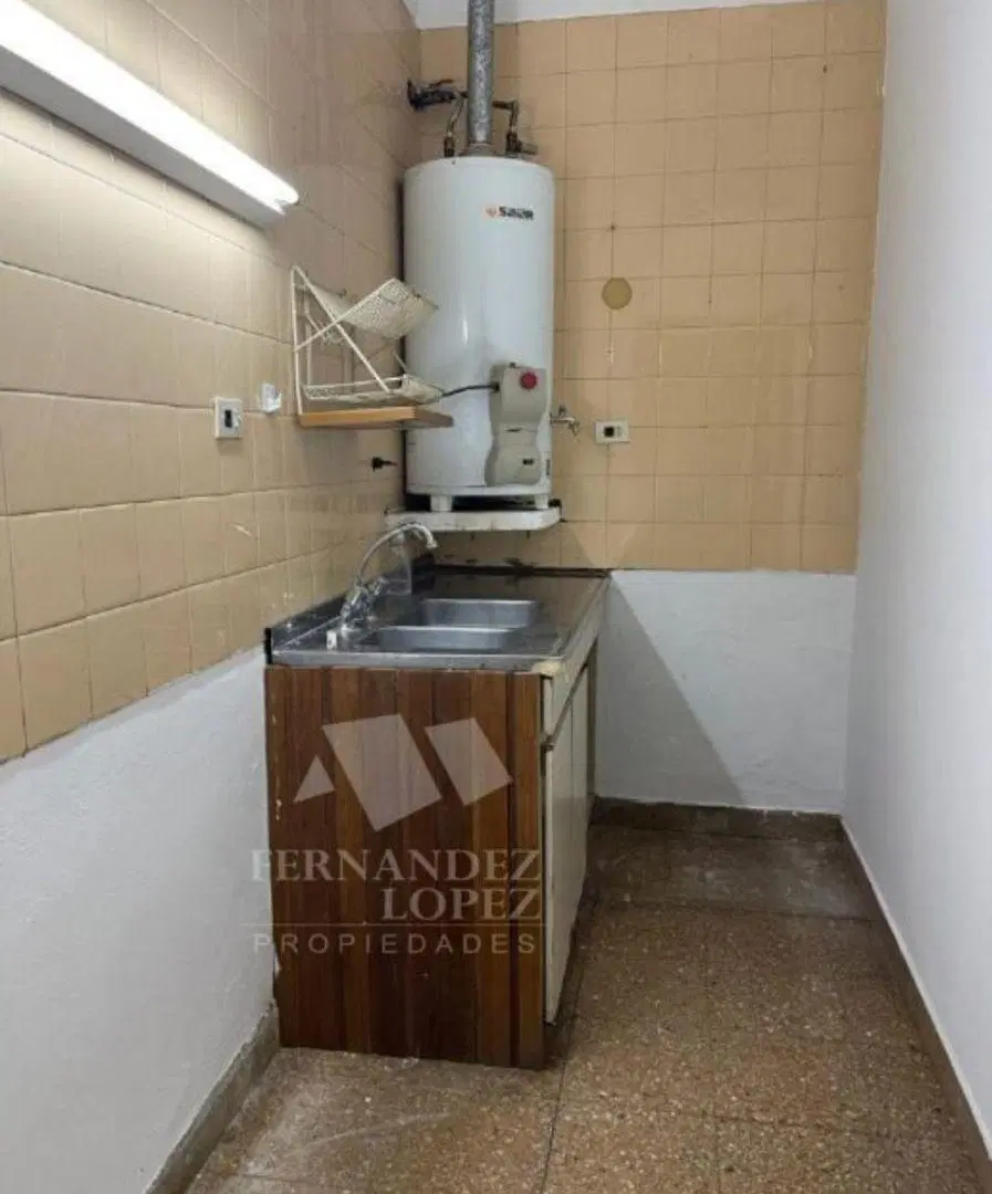 "Exclusivo uso profesional o comercial" 4