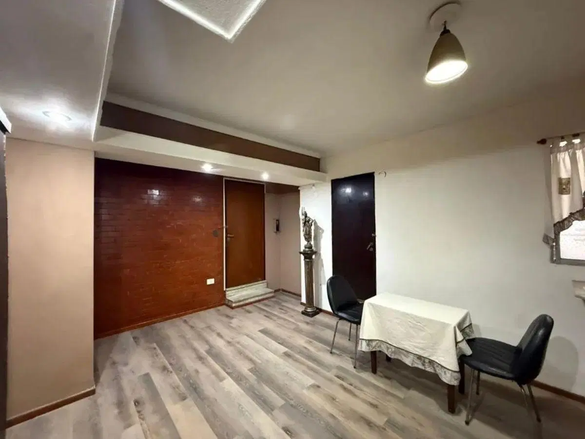 Monoambiente ubicado en una excelente zona de Wilde, con cercanía a avenidas principales, comercios 1