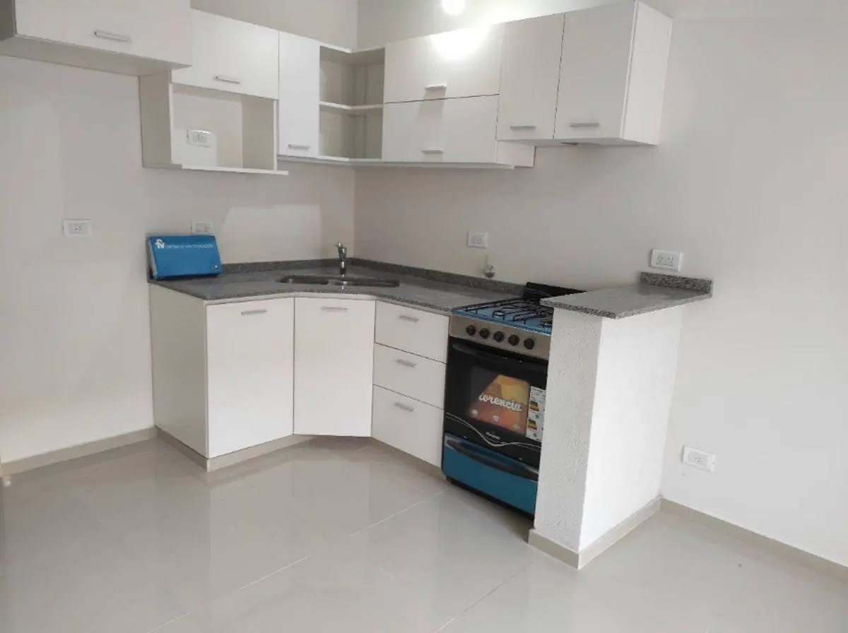 Duplex interno de 3 ambientes 2