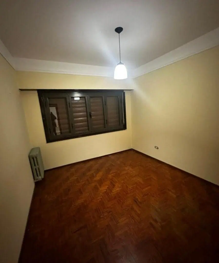VENTA EN BLOCK - ESQUINA COMERCIAL CON PISO DE 4 AMBIENTES 5