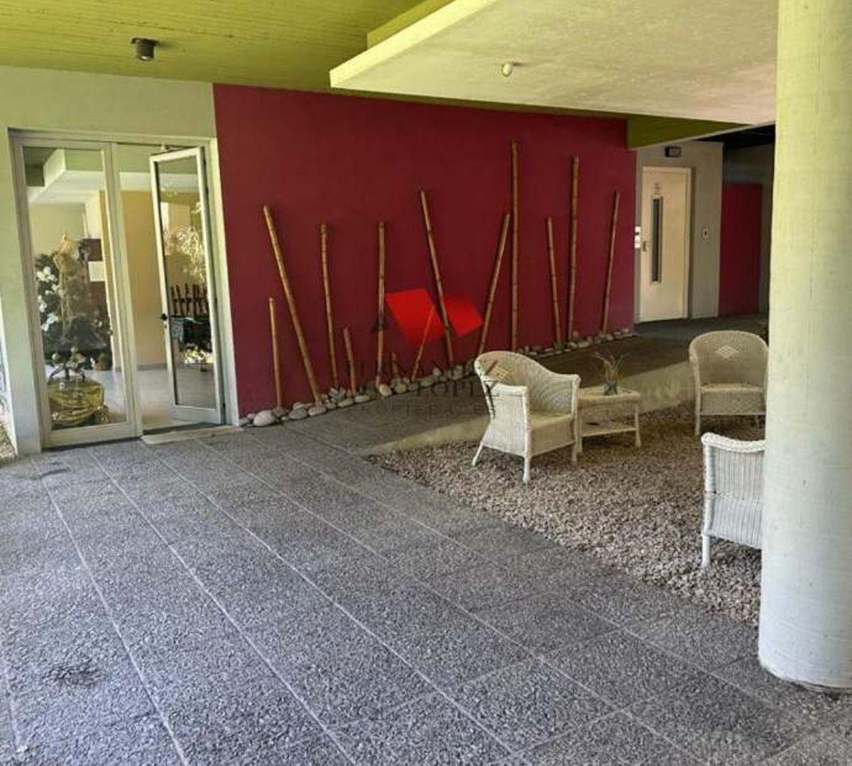 Foto de Departamento de 3 ambientes con cochera, imagen 3