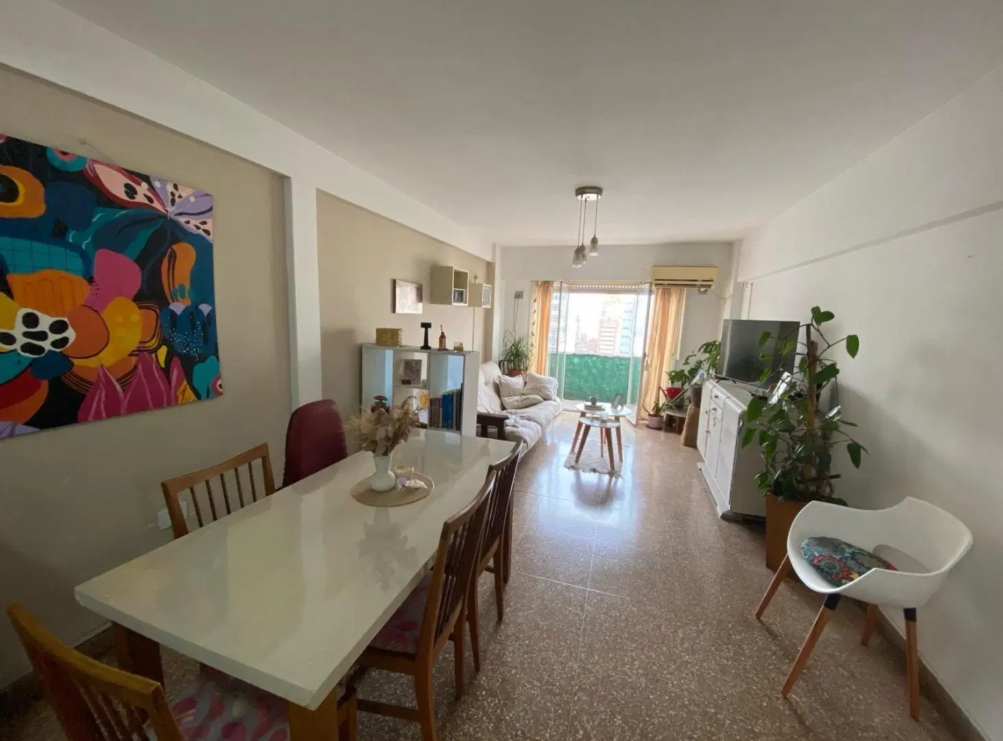 Departamento en 8 47 y 48 galería Géminis 2