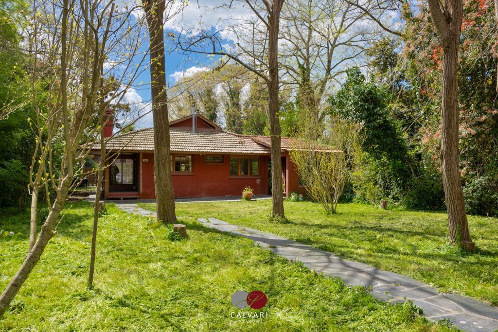 Increíble Chalet, Ubicado en Barrio Grosellar. 2