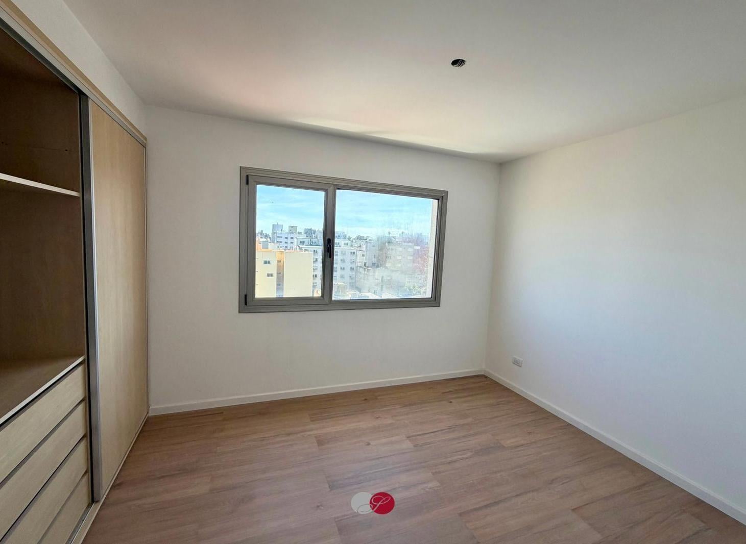 Foto de Departamento en Guemes con terraza propia, imagen 1