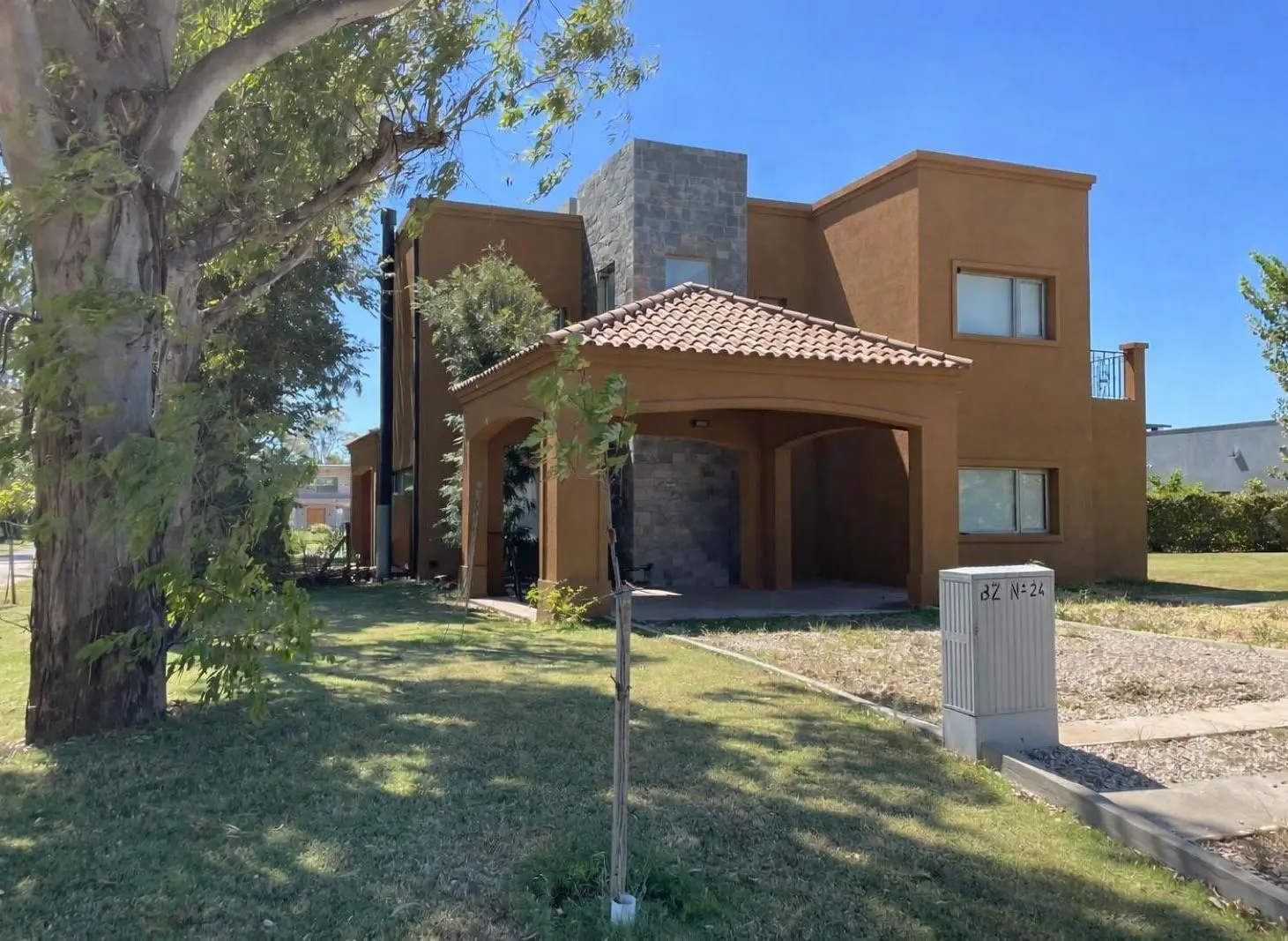 Venta de Casa 5 ambientes en Lagos de San Eliseo Presidente Peron. Canning 4