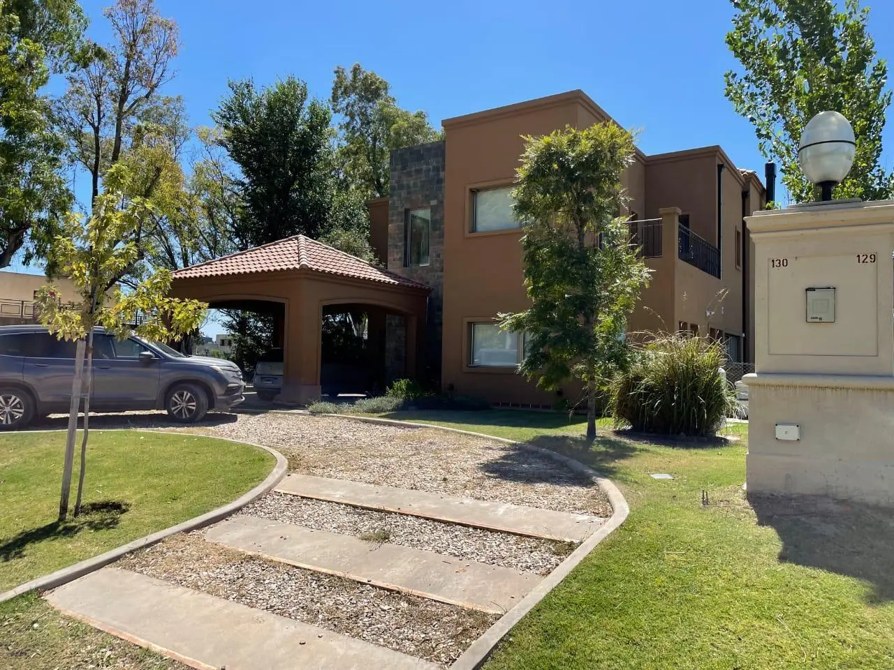Venta de Casa 5 ambientes en Lagos de San Eliseo Presidente Peron. Canning 3