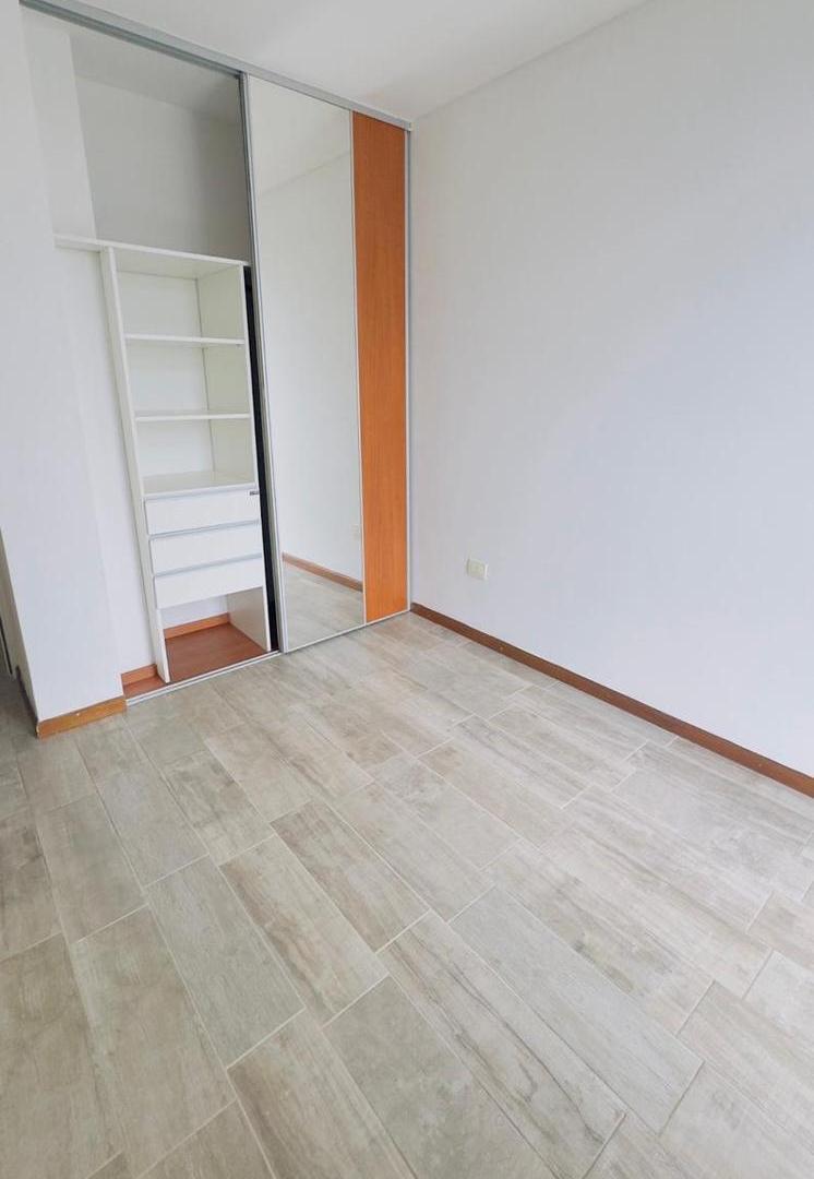 Foto de Departamento en ALQUILER: Riccheri 8A San Lorenzo, imagen 4