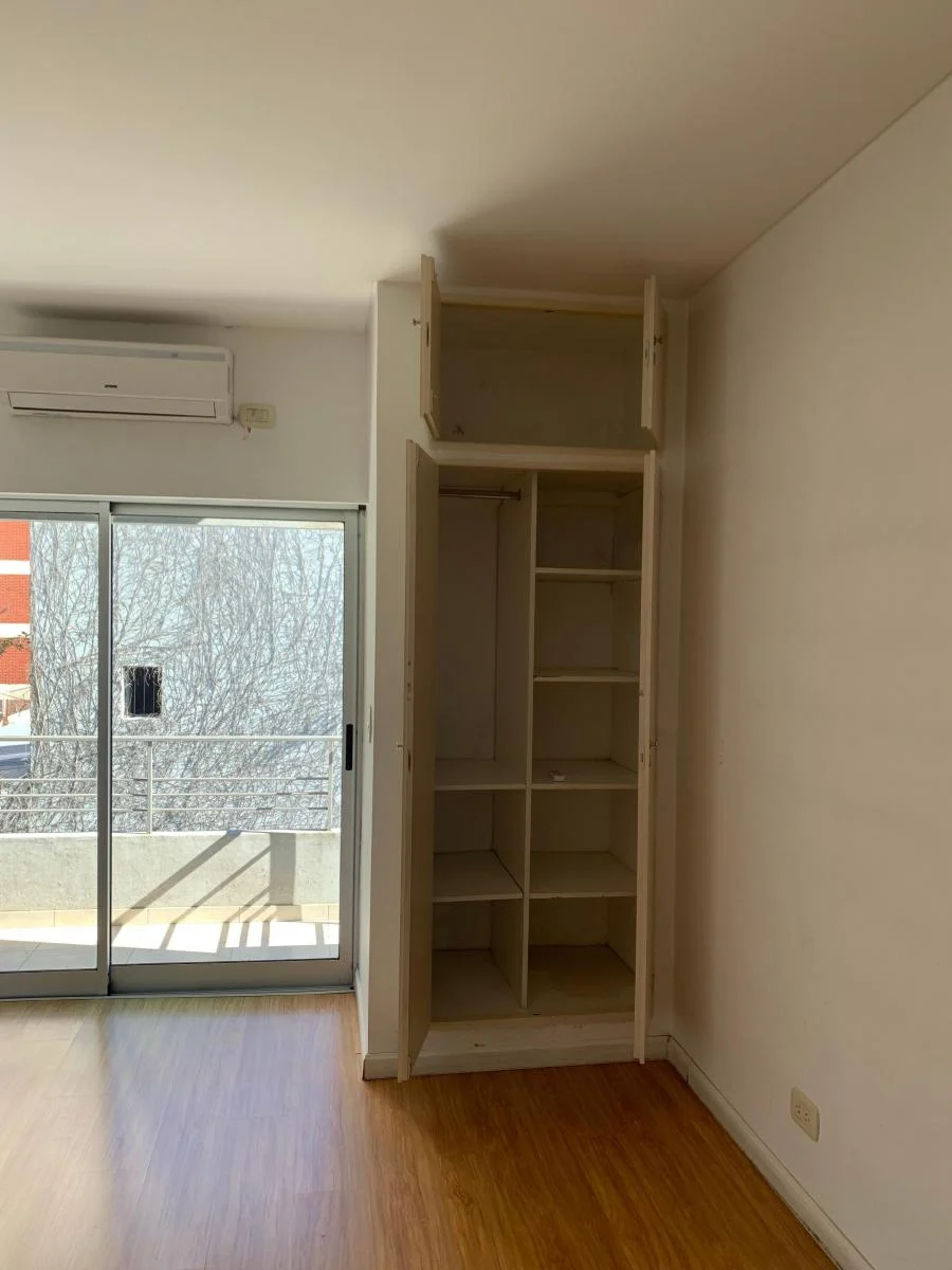 Foto de Amplio monoambiente divisible en Villaroel 1350 Piso 7, imagen 4