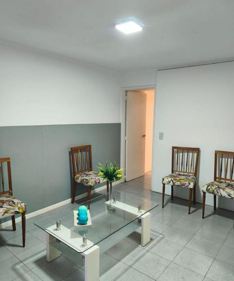 Foto de RT PROPIEDADES VENDE DEPARTAMENTO CENTRICO EN MENDOZA, imagen 2