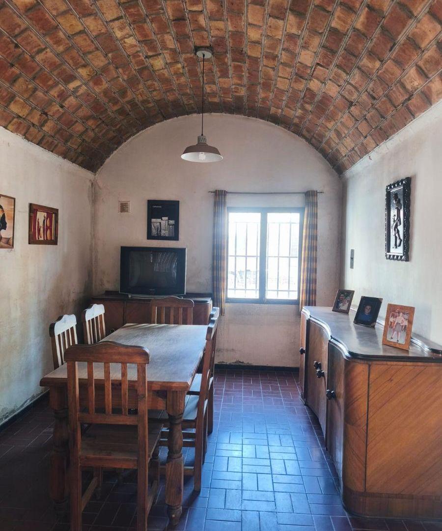 Foto de RT Propiedades VENDE casa en Barrio 12 de Junio El Challao Las Heras, imagen 2