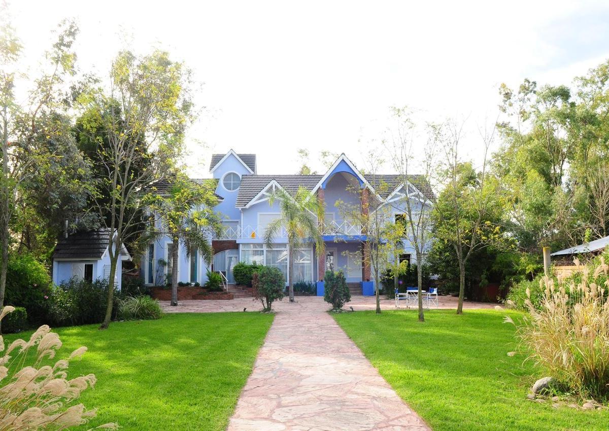 Venta - Excelente Posada en San Miguel del Monte 5