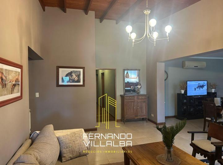 VENTA-Espectacular casa  4