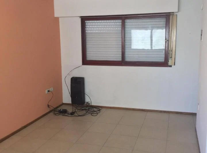 Monoambiente centrico en alquiler (9 y 48) 4