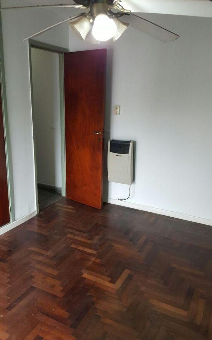 Foto de departamento de un dormitorio calle 2 y 529 tolosa, imagen 2