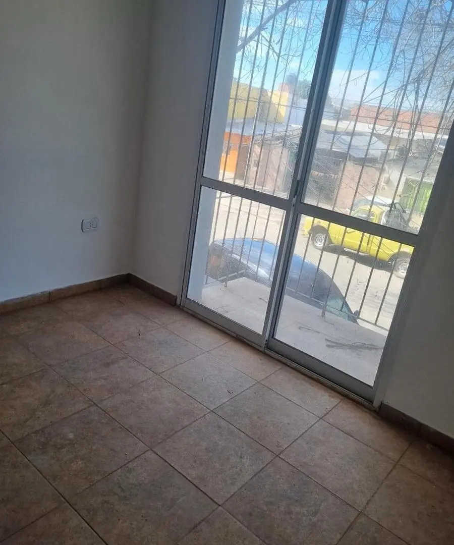 Departamento en Granadero Baigorria 3