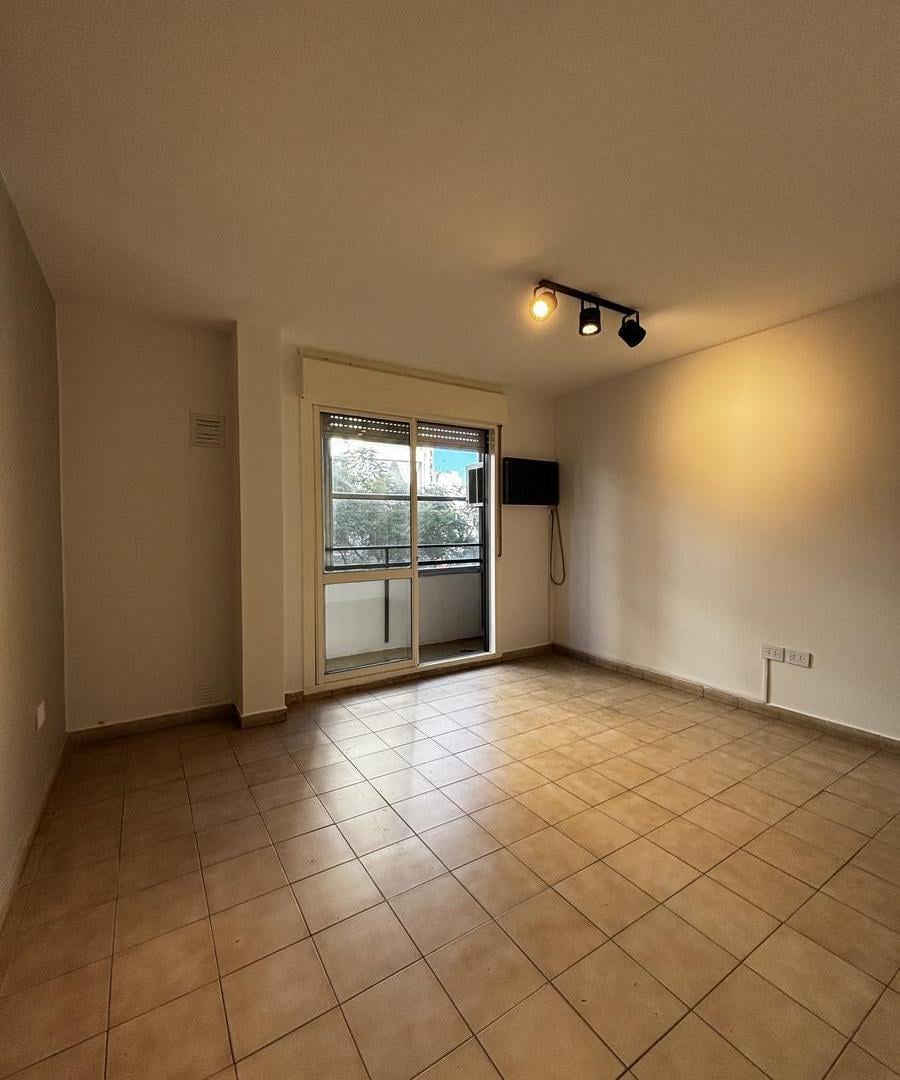 Foto de Departamento de 3 dormitorios al frente, imagen 1