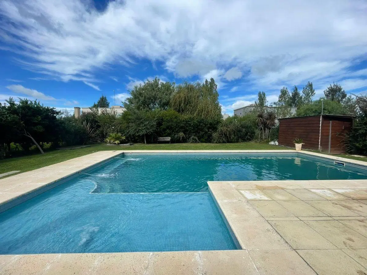 Alquier Casa 5 Ambientes en Country Santa Rita 4