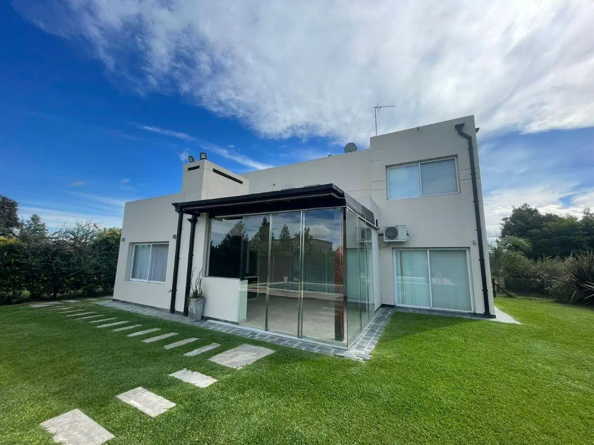 Alquier Casa 5 Ambientes en Country Santa Rita 3