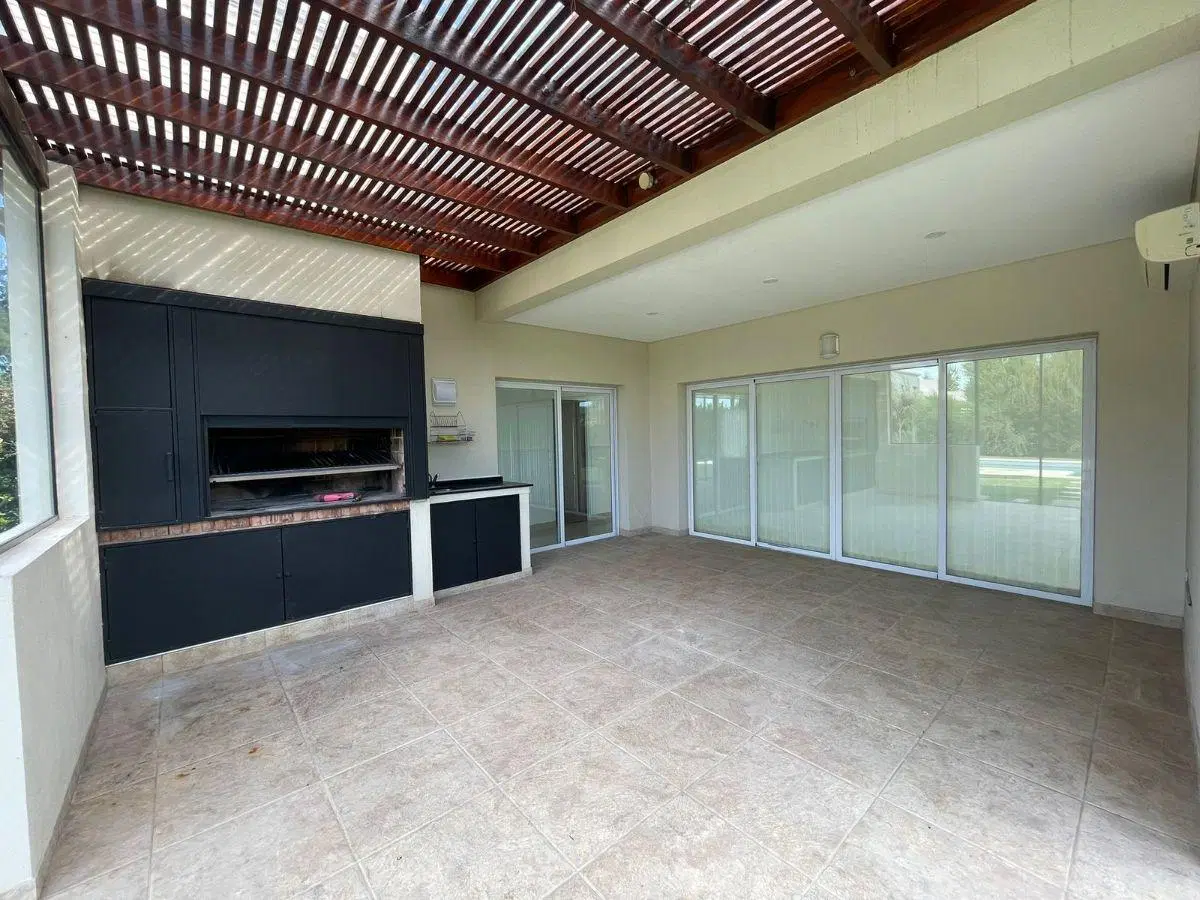 Alquier Casa 5 Ambientes en Country Santa Rita 5