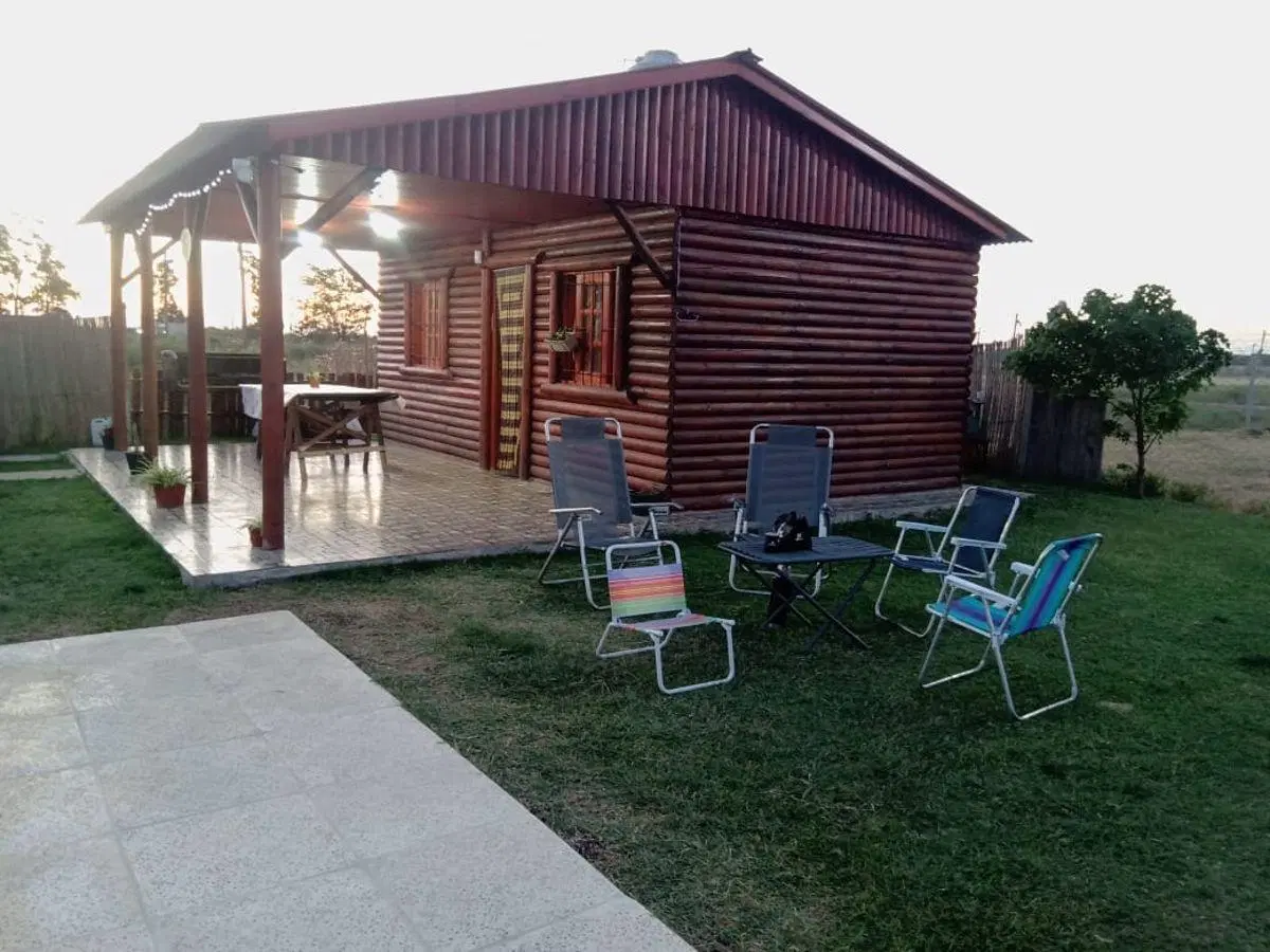 Cabaña en venta, sobre lote de 450m2, Guernica 5